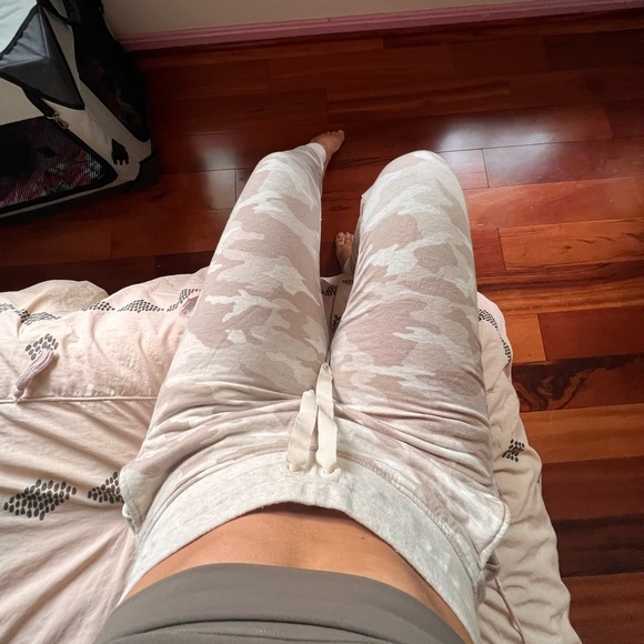 Camo Athleta joggers - S - Never worn - Picture 3 of 7